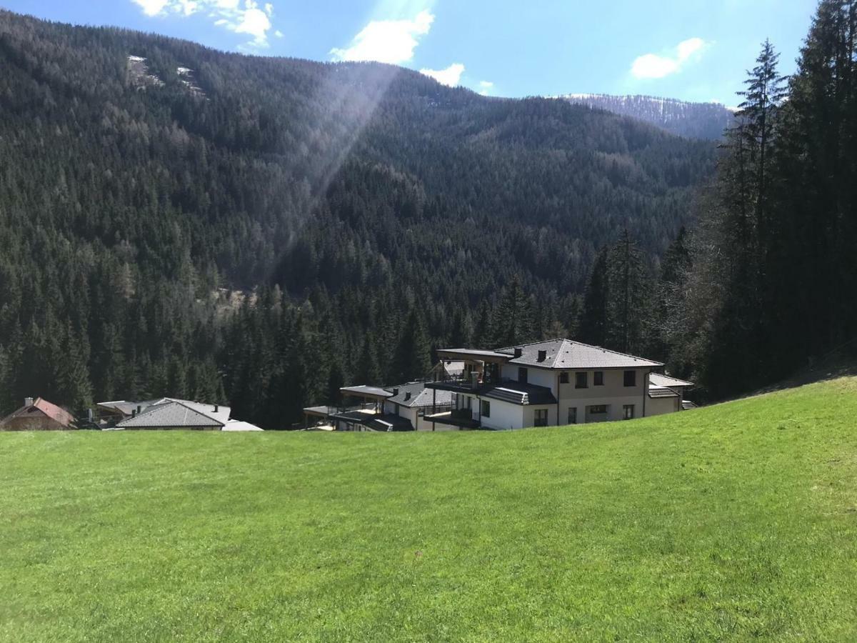 Penthouse Skyview Im Natur-Erlebnispark Bad Kleinkirchheim Patergassen Buitenkant foto